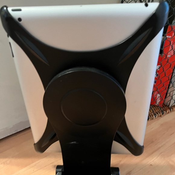 Post-Holiday Sale: FREE Shipping SHARPER IMAGE for iPad & other models. - Picture 3 of 16